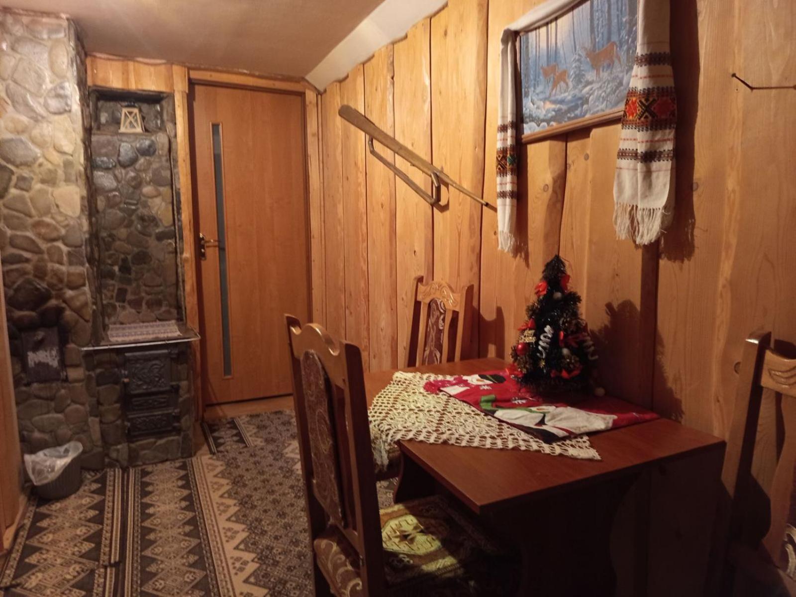فندق Gostynnyi Dvir U Marichky لازيتشينا المظهر الخارجي الصورة